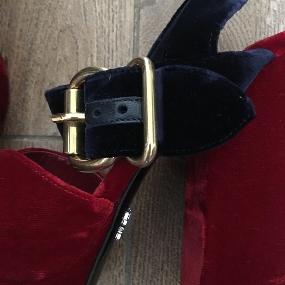 Prada Bicolor Velvet Red & Navy Platform Sandals - Picture 4 of 6
